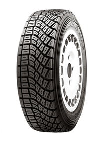 Kumho R800 175/70-15